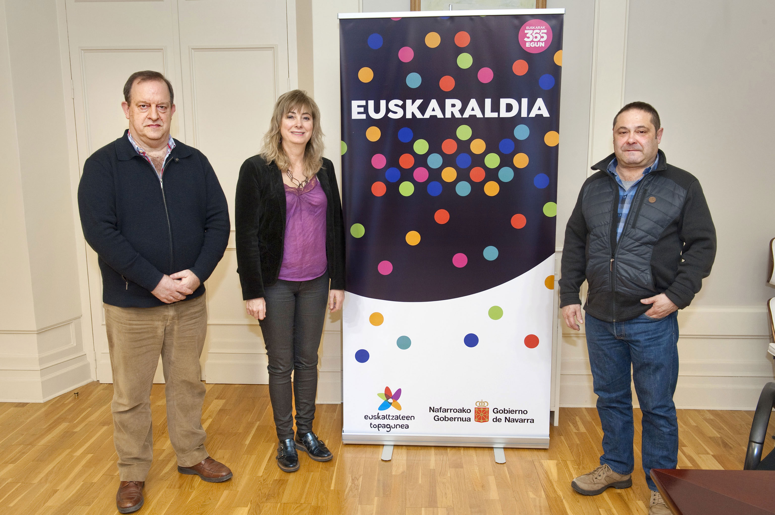 Entrar a la noticia: Gobierno de Navarra y Topagunea firman un convenio para la realización del programa Euskaraldia: 11 egun euskaraz en Navarra